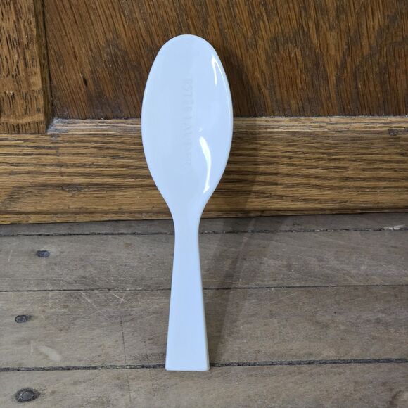 Vintage Estee Lauder Hair Brush White Small Oval 6.5" Travel Compact blball Tip - Picture 4 of 9